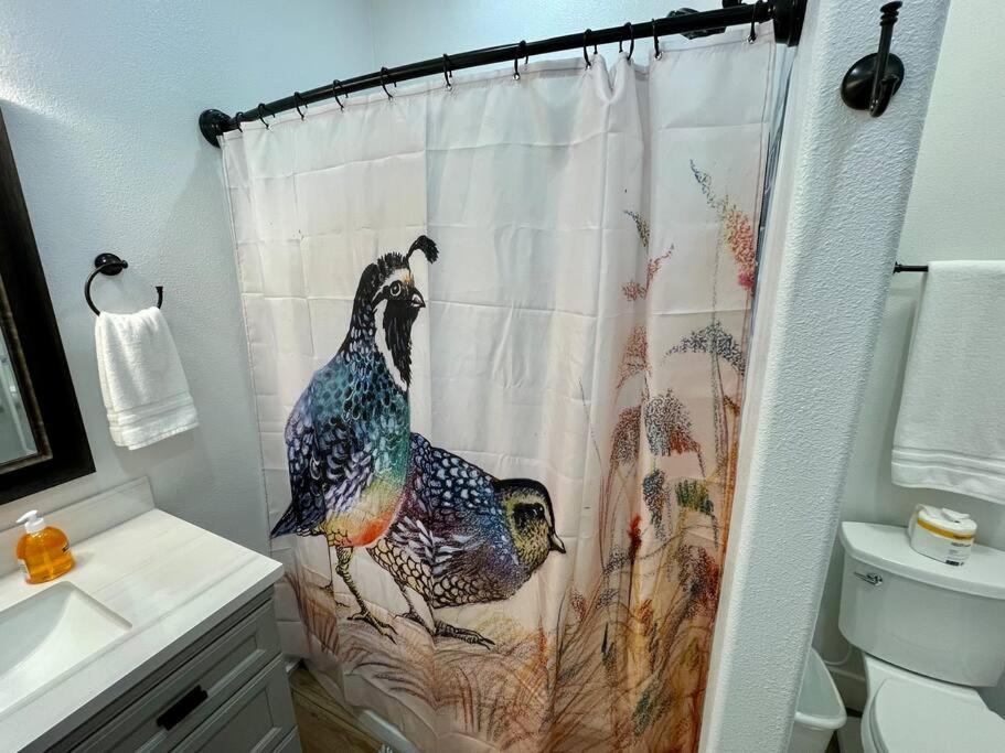 Quail Hot Tub Bbq Sleeps 2 Ahwahnee
